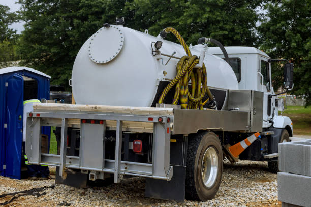 Portable Toilet Options We Offer in Versailles, MO